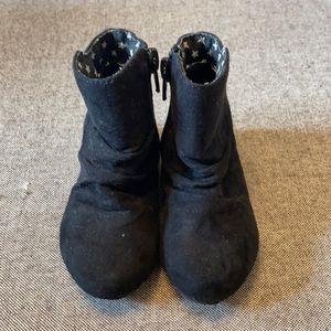 Adorable Okie Dokie Toddler Boots Shoes Size 5